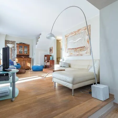 Daire Rocky - Luxury 3br In Liberty Villa.pool,garden,wifi