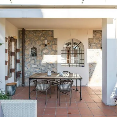 Rocky - Luxury 3br In Liberty Villa.pool,garden,wifi